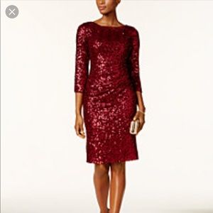 Jessica Howard
Sequined Ruched Sheath Dress